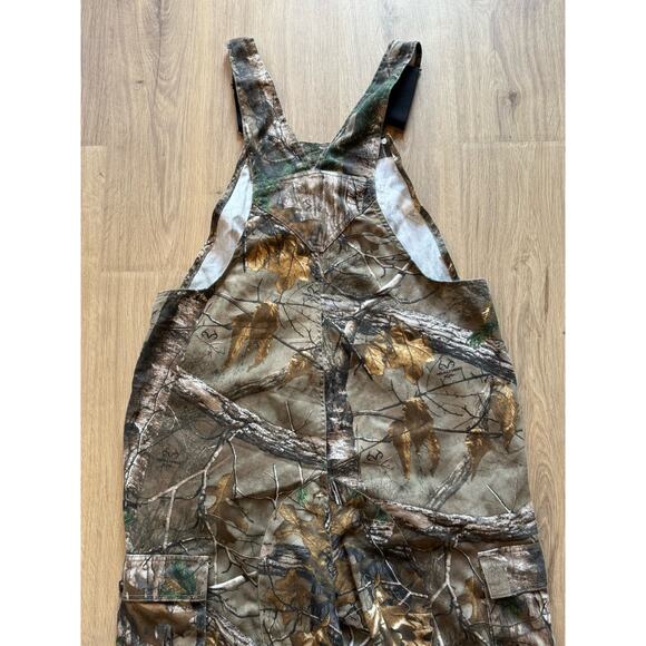 Realtree Men’s Camo Bib Overalls. Size L (36-38) Hunting Outdoors Farming - Picture 7 of 8